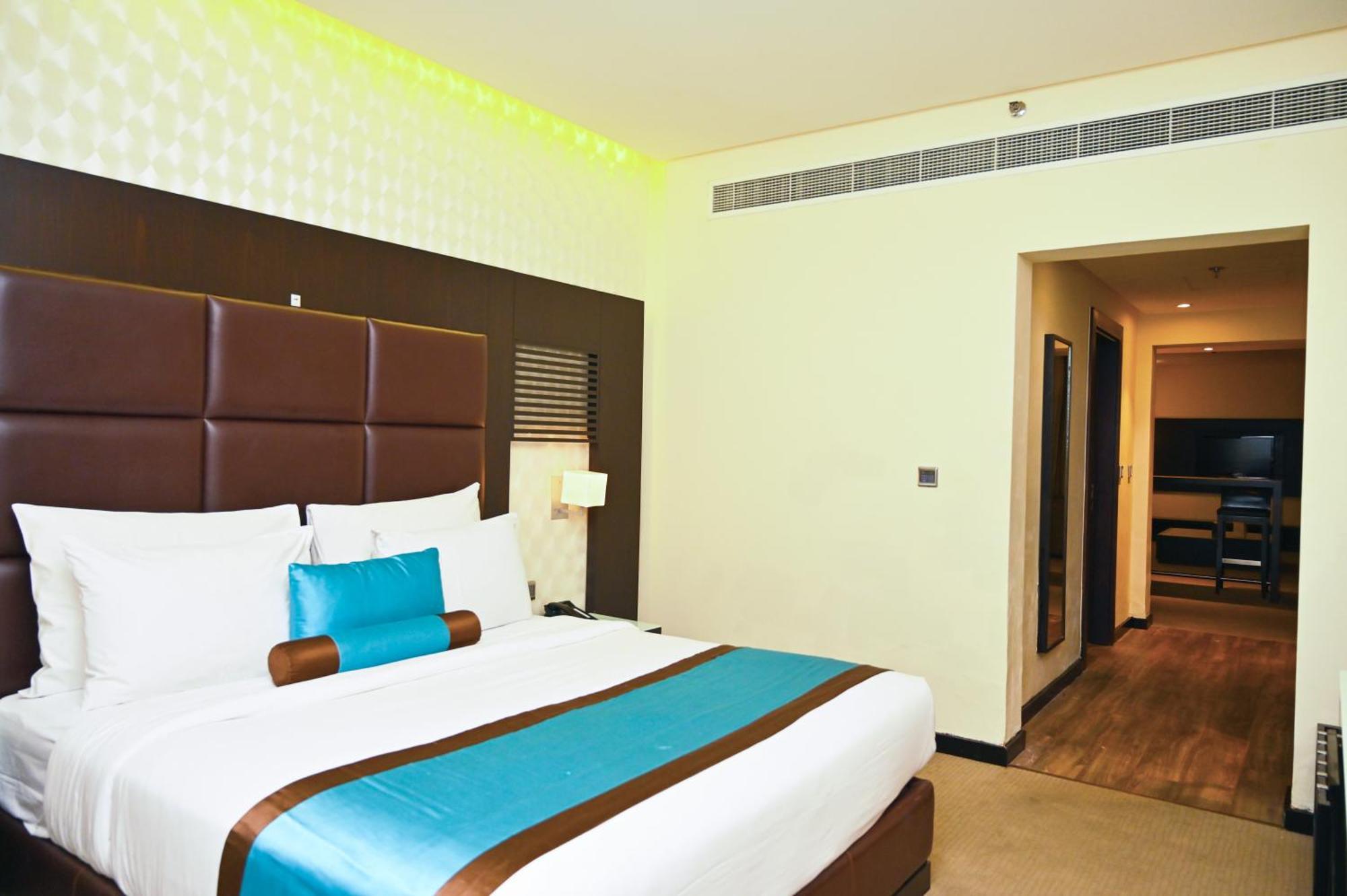 Hues Boutique Hotel Дубай Екстер'єр фото